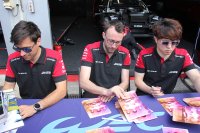 Clemens Schmid, Arnold Robin en Ritomo Miyata