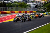 Start 2024 VW Fun Cup Hankook 25 Hours Fun Cup