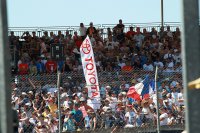 Fans Toyota