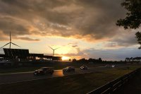 De avond valt over Circuit Zolder