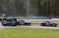 Timur Timerzyanov in de fout met zijn Hyundai i20 RX