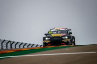 Gilles Magnus start als derde in Race 2