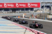 In de beginfase kon Vandoorne Evans nog achter zich houden