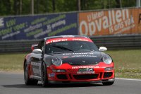 Skylimit Yokohama Race Team - Porsche 997 GT4