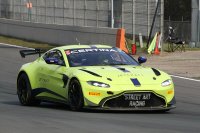 Street Art racing - Aston Martin Vantage GT4