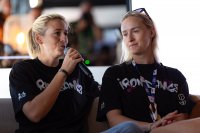 Sarah Bovy en Michelle Gatting