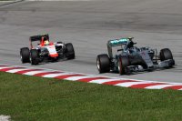 Nico Rosberg voor Roberto Merhi