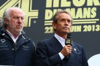 Jacky Ickx (r.)