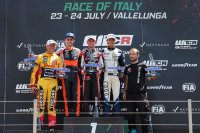 Podium Race 1