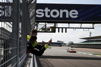Optimum Motorsport - McLaren Artura GT4