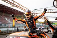 Mikel Azcona - Cupra TCR