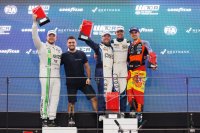 Podium Race 2