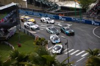 GT4 in de straten van Pau