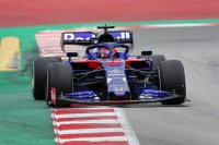 Daniil Kvyat - Toro Rosso STR14