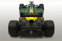 Caterham CT03