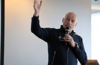 Hans Van de Ven