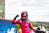Sarah Bovy pakte de pole in Spa