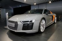 Audi R8 V10 plus