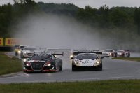 Start van de kwalificatierace in Nogaro