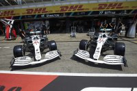 Feestlivery voor de Mercedes W10