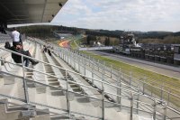 Zicht op de Raidillon vanuit de nieuwe endurance tribune