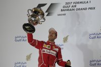Sebastian Vettel zegeviert in Bahrein