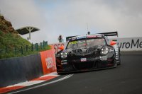 Porsche 911 GT3-R - Dennis Olsen, Matt Campbell, Dirk Werner