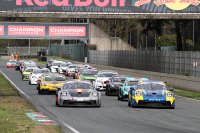 Porsche boven bij de eerste manche van de Hundred Series by BGDC