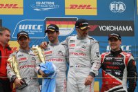 José Maria Lopez geflankeerd door Loeb, Muller en Michelisz