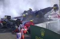 crash GP2 Series Abu Dhabi Sprint Race 2015