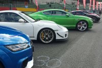 Supercars in de paddock