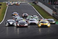 Start 2023 British GT Donington Park
