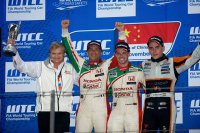Tweede hattrick voor Castrol Honda WTCC Team