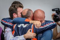 Gabriele Tarquini met Andrea Adamo, Team Manager Hyundai Motorsport Customer Racing