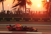 Alex Albon - Red Bull