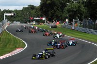 Start 2020 British F3 Oulton Park Race 3