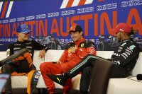 Charles Leclerc start van op de pole