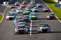 Suzuka: start Race 1