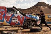 Koen Wauters bij de Feryn Dakar Sport Toyota 100