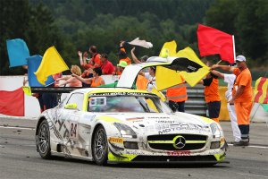 24H Spa: De finish in beeld gebracht