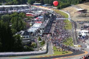 24H Spa: De start en de eerste uren in beeld gebracht