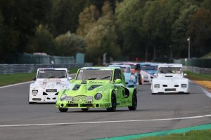 De 24h 2CV in beeld gebracht