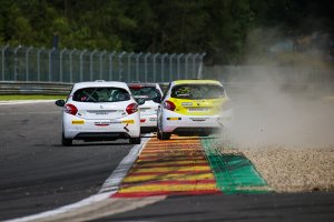 SRO Speedweek: alle FFSA-kampioenschappen in beeld gebracht