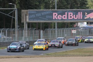 Supercar Madness: De Supercar Challenge in beeld gebracht