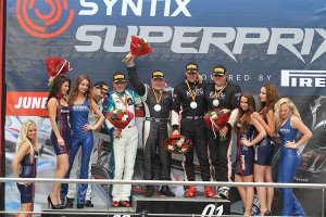 Syntix Superprix: Beelden van de Super GT Divisie
