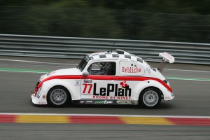 25H VW Fun Cup: de grid en het eerste uur in beeld gebracht