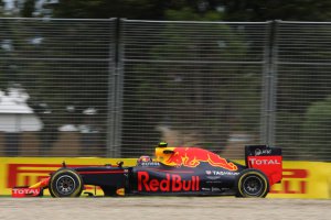Australië: Beelden van de eerste vrije trainingen van 2016