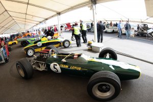 Racing Cars and Motorcycles Legends Meeting te Mettet