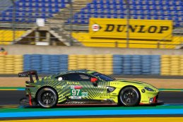 Aston Martin Racing - Aston Martin Vantage AMR