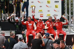 Alon Day, Hans Thiers, Jeffrey Van Hooydonk, Frank Thiers & Gilles Magnus